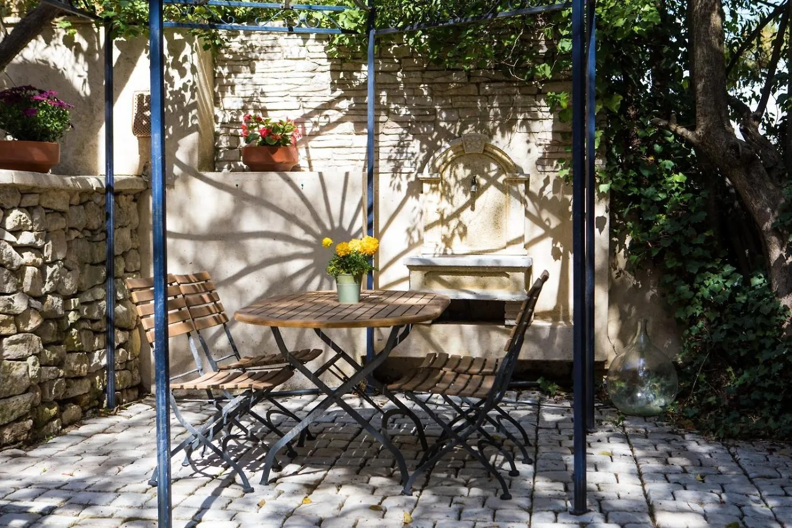 In Provence Hotel - Experience Atypique Venelles