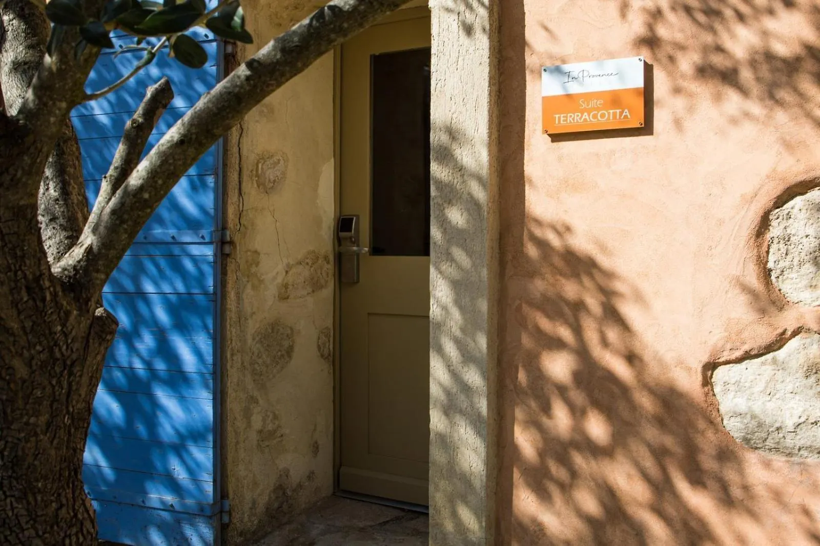 In Provence Hotel - Experience Atypique Venelles