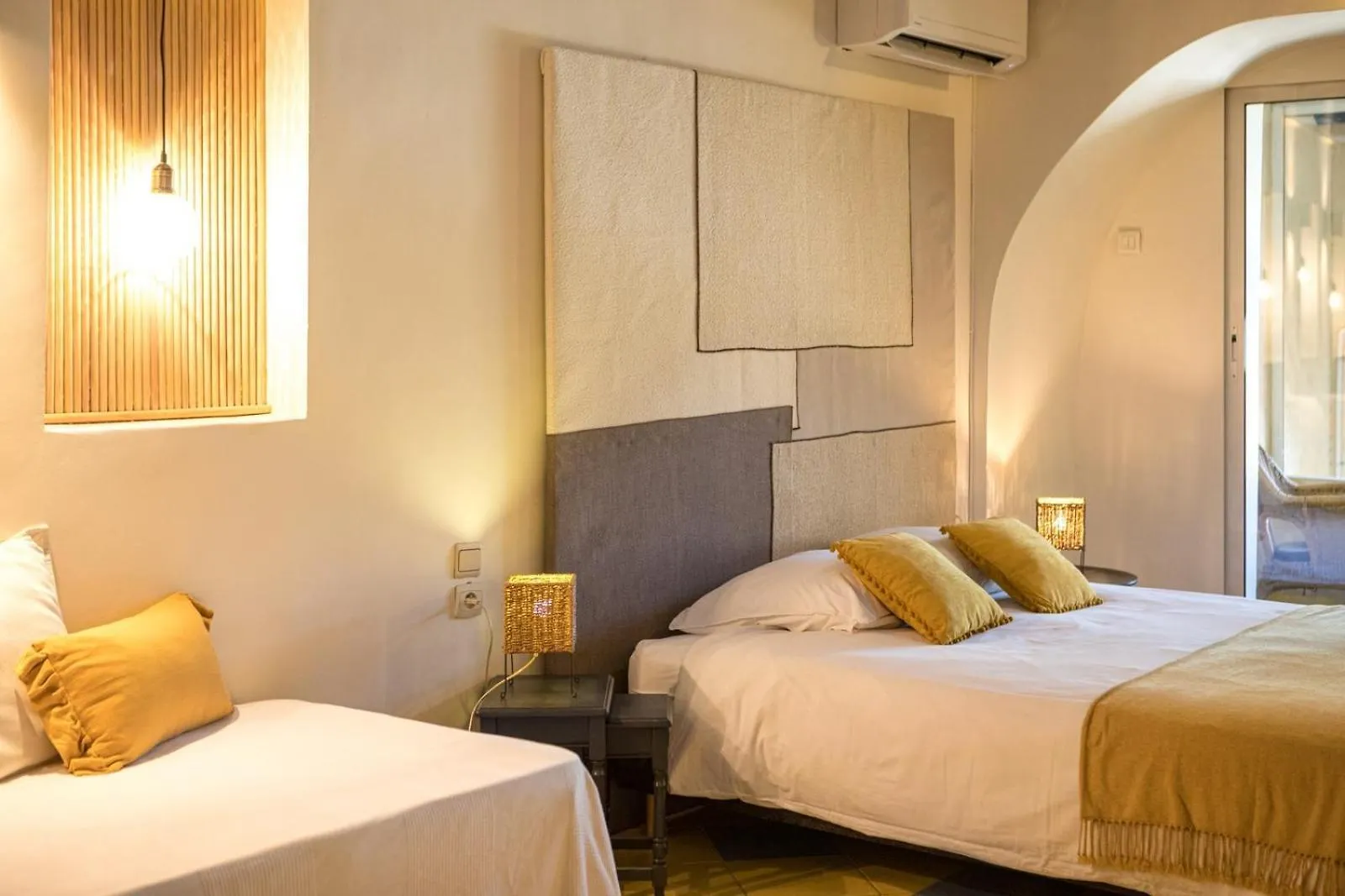 In Provence Hotel - Experience Atypique Venelles