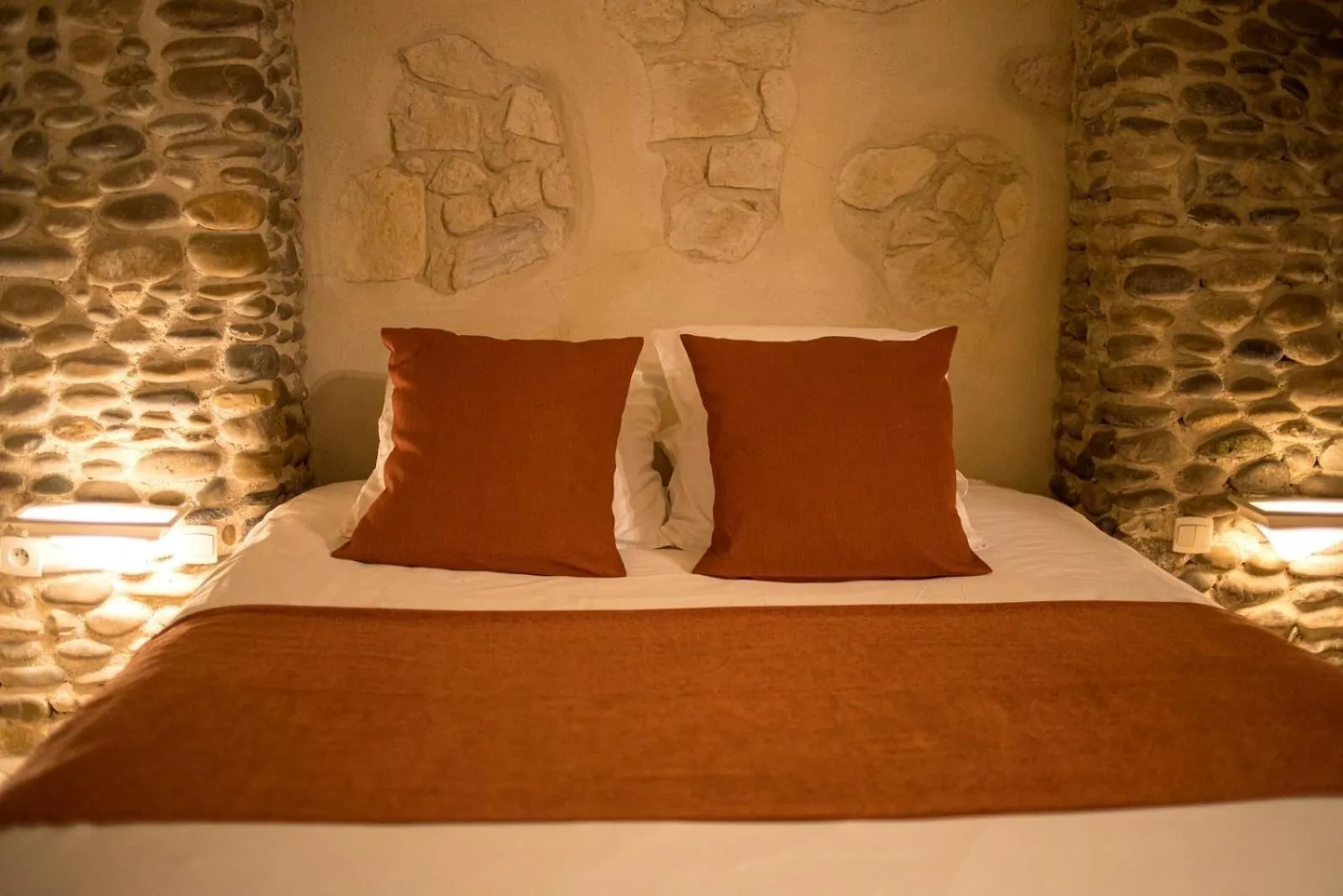 In Provence Hotel - Experience Atypique Venelles 0*,