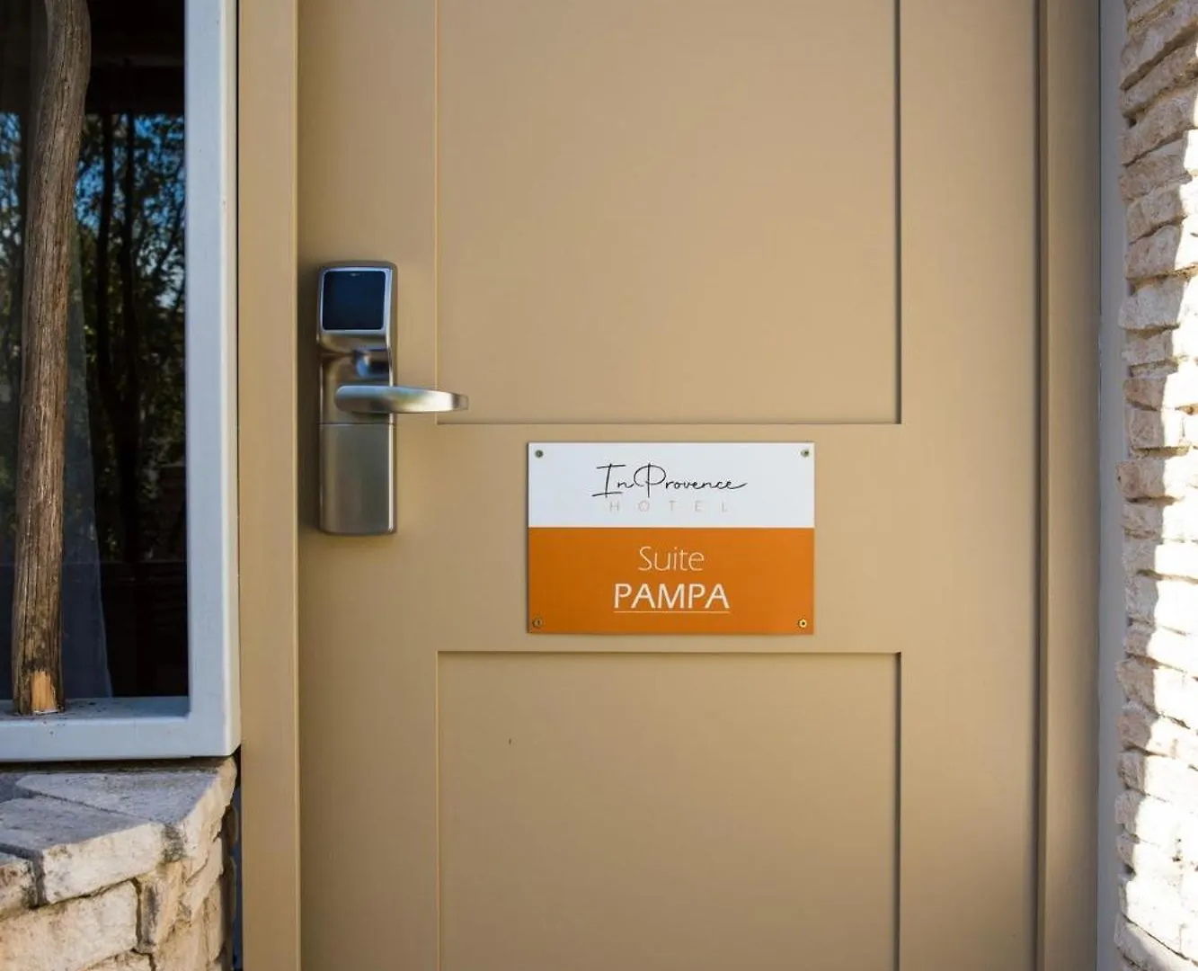 In Provence Hotel - Experience Atypique Venelles