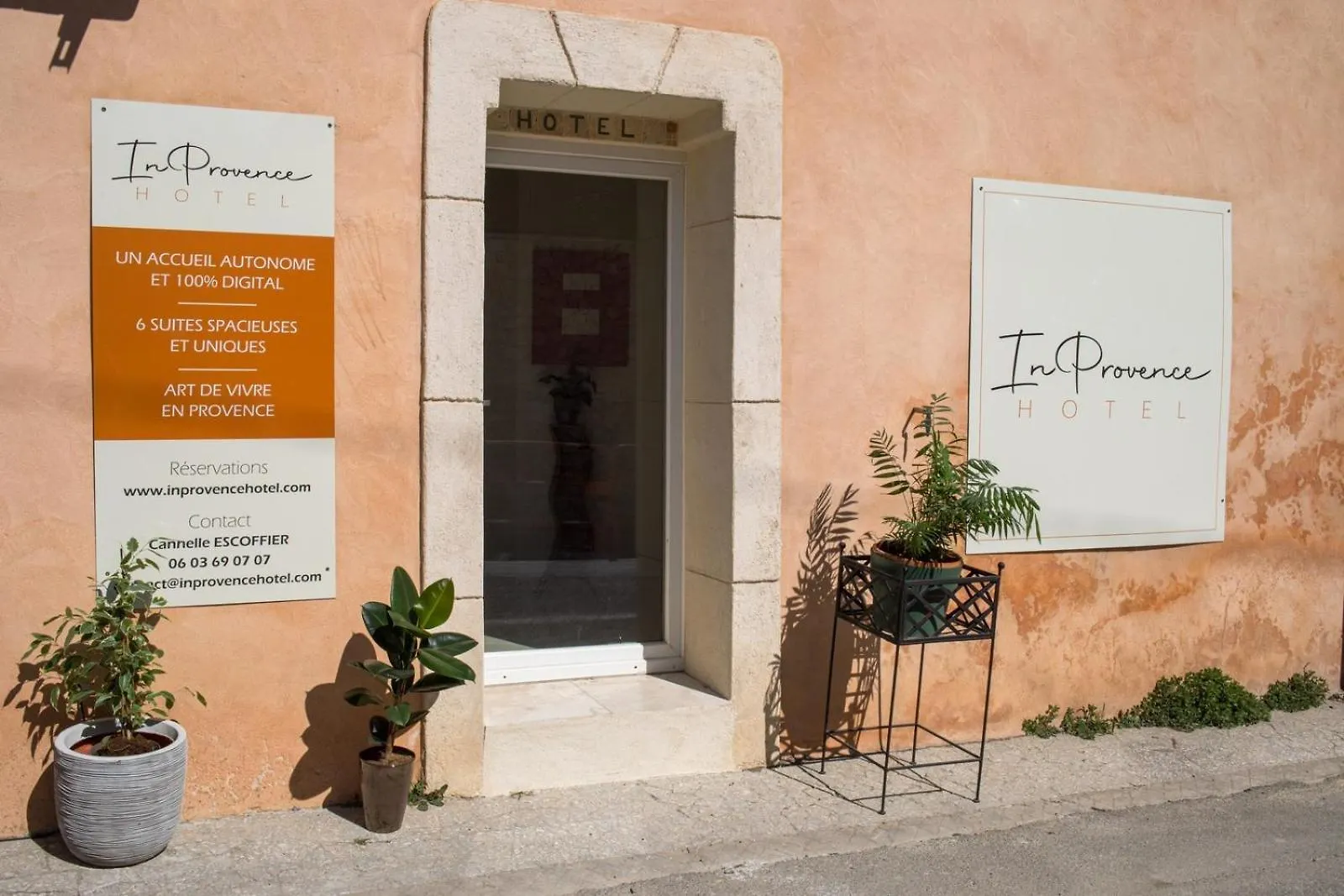 In Provence Hotel - Experience Atypique Venelles